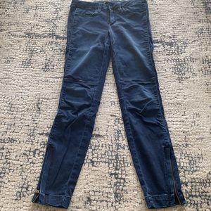 Size 26 Slim fit dark blue moto jean by Genetic denim with ankle zips